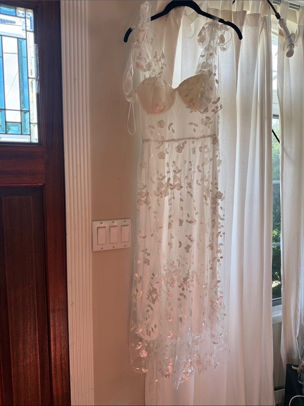 Francesca's Collections Ivory Floral Appliqué Sheer Midi Dress